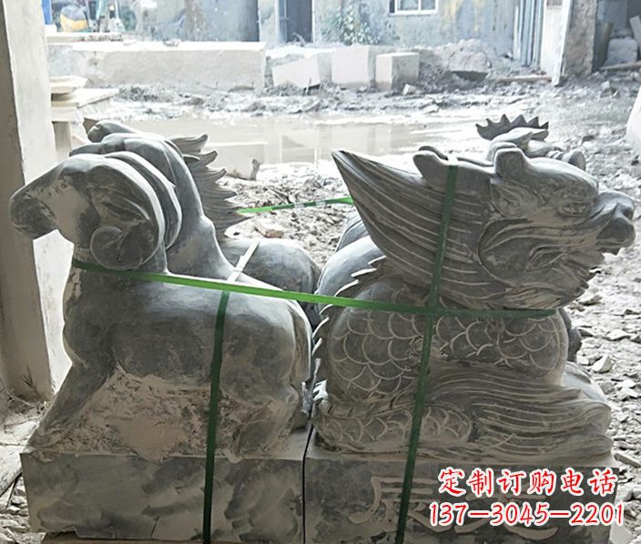 泸州12生肖公园动物石雕