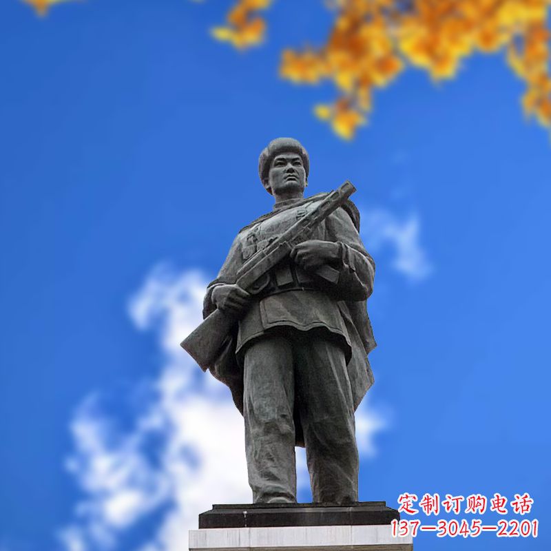 泸州中国著名抗战英雄人物邱少云石雕塑像