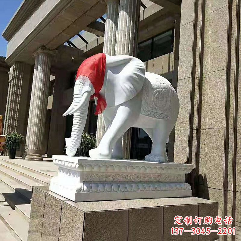 泸州大象雕刻精美家居装饰品
