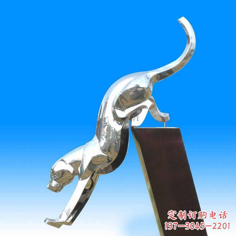 泸州豹玻璃——玻璃钢豹子雕塑