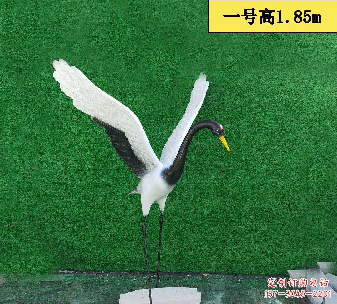 泸州仙鹤雕塑玻璃钢仿真景观动物雕塑