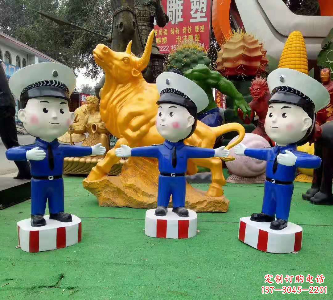 泸州玻璃钢制作的交通警察雕塑