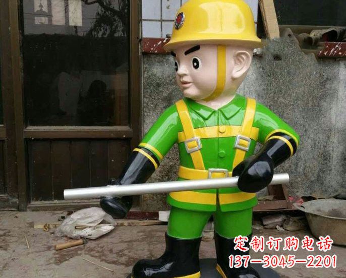 泸州玻璃钢消防员雕塑——让爱与勇气永恒
