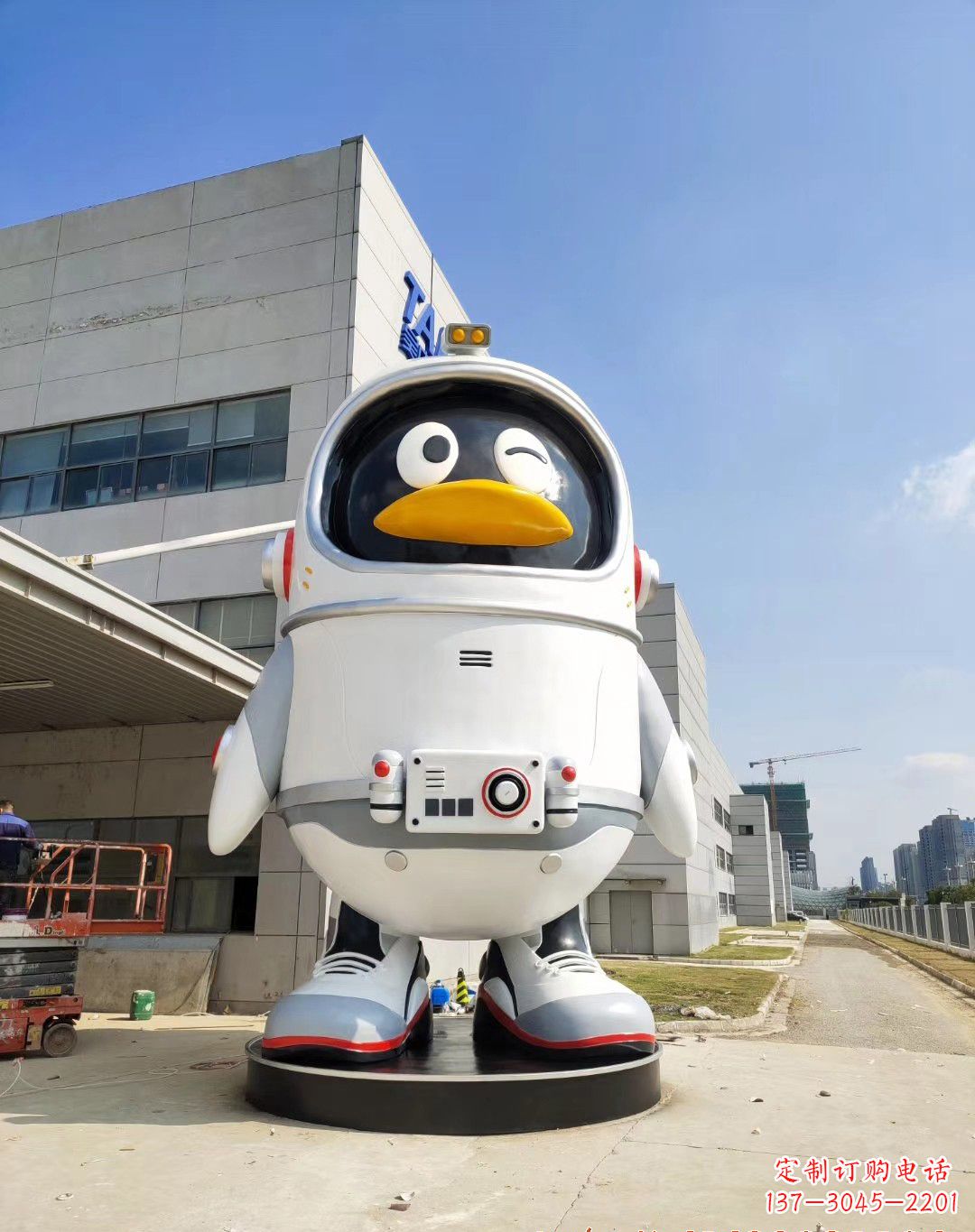 泸州玻璃钢企鹅雕塑——海洋的象征