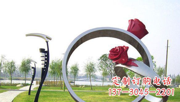 泸州不锈钢爱情戒指浪漫雕塑艺术