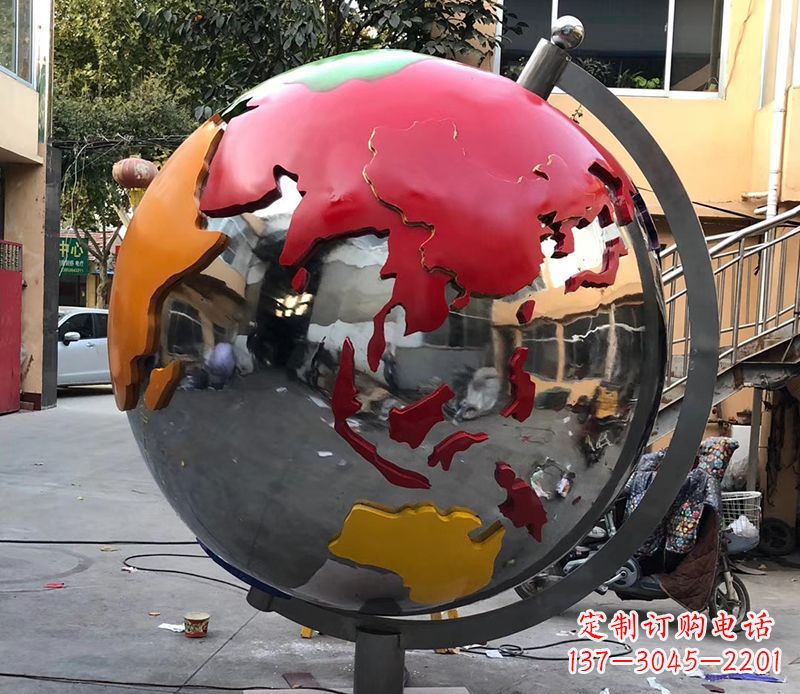 泸州不锈钢彩绘地球仪雕塑与世界接轨