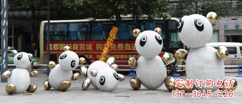泸州不锈钢熊猫雕塑——传承中国文化精髓