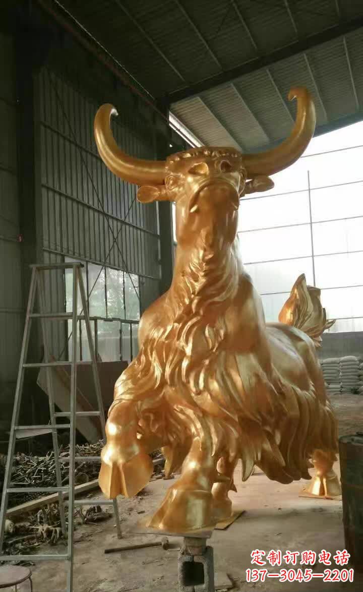泸州不锈钢城市的钛金牦牛雕塑