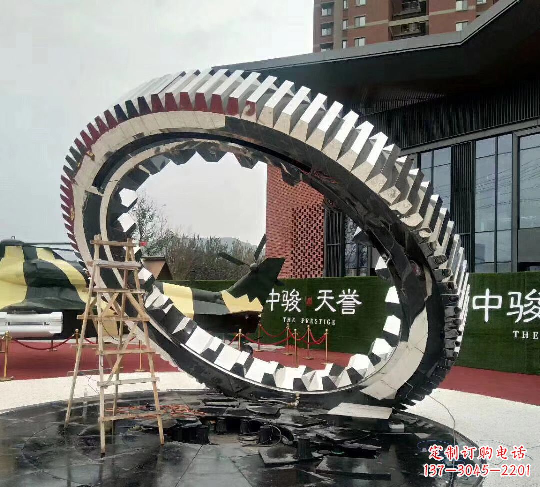 泸州不锈钢齿轮雕塑以科技艺术的形式演绎动力