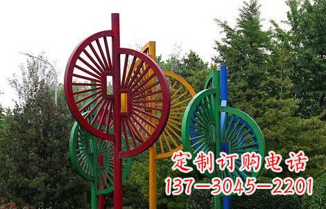 泸州不锈钢风车雕塑——动态美的艺术结晶