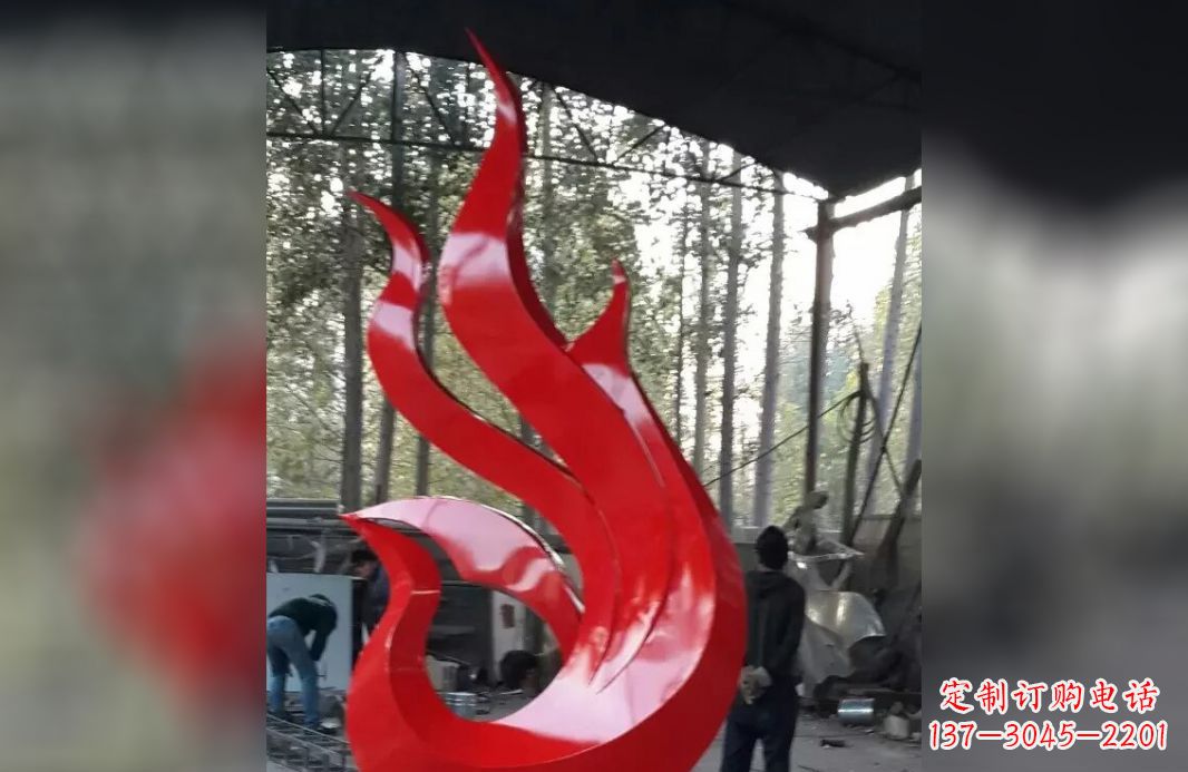 泸州不锈钢凤凰雕塑美轮美奂