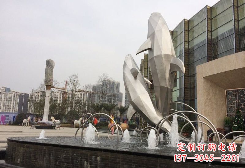 泸州海豚雕塑——从不锈钢抽象块面到精美的艺术品