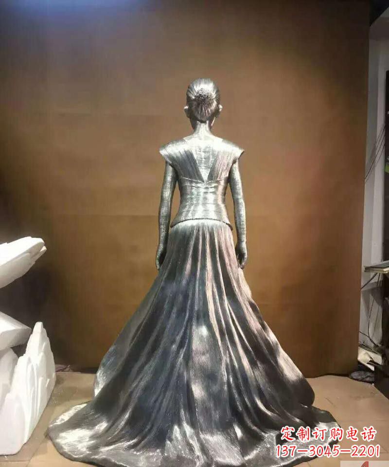 泸州女性之美不锈钢抽象女人身影雕塑