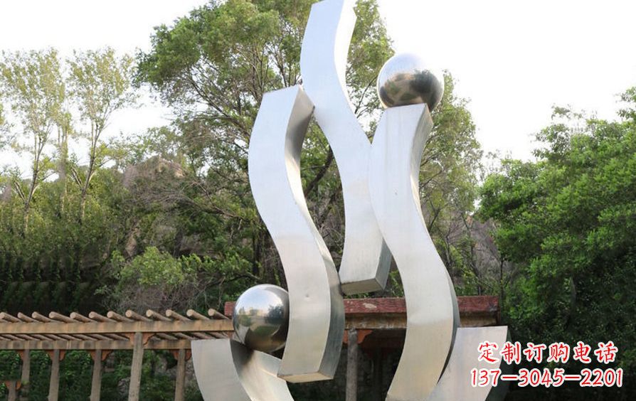 泸州不锈钢飘带雕塑美化小区景观