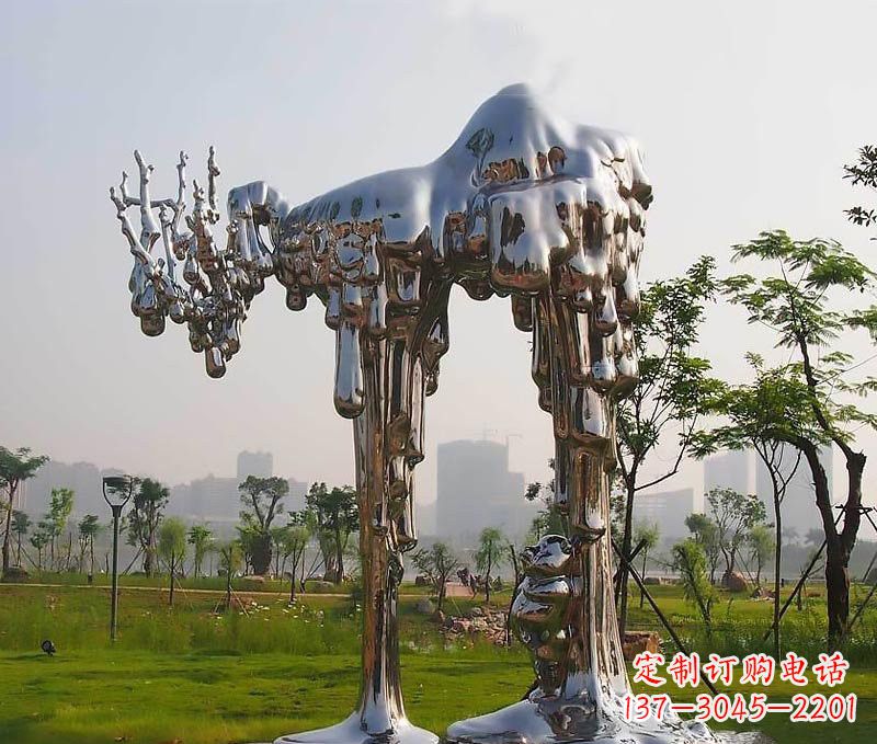 泸州拱门雕塑以不锈钢点缀精美的艺术品