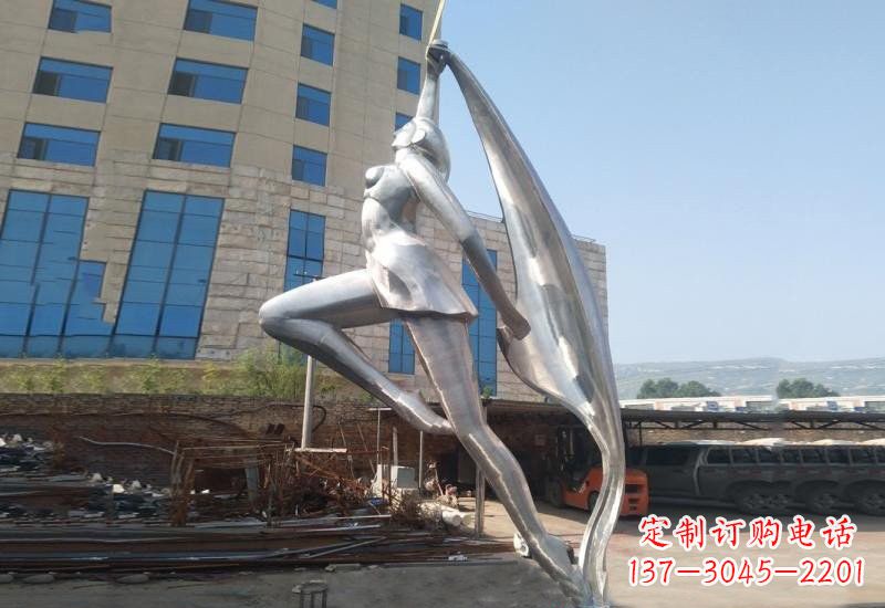 泸州不锈钢女孩雕塑