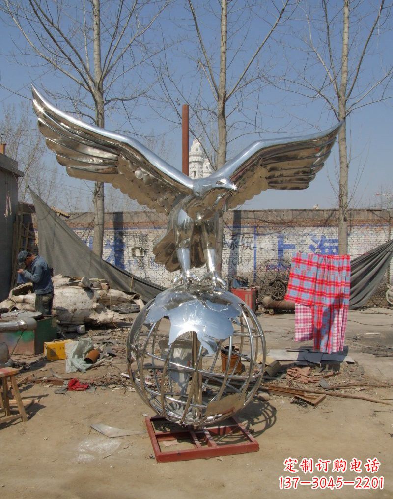 泸州老鹰雕塑不锈钢大展鸿图