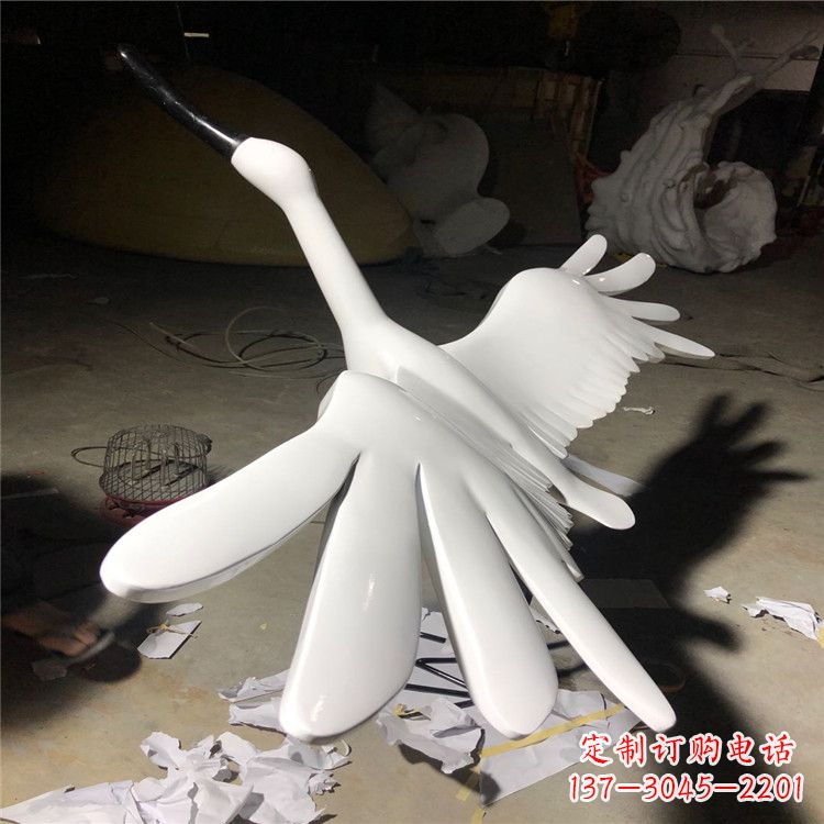 泸州精致的不锈钢丹顶鹤雕塑