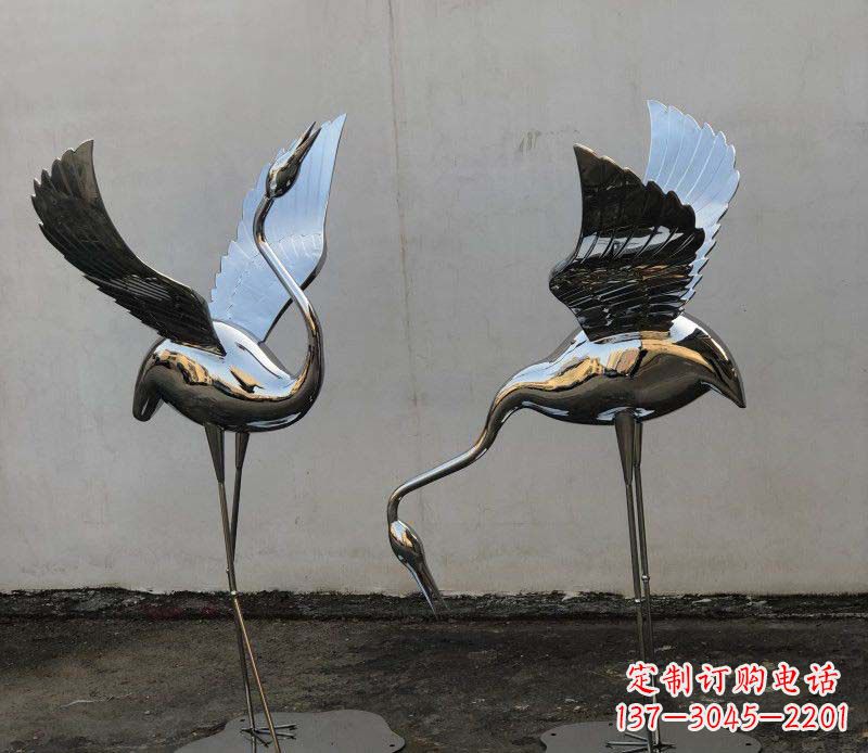 泸州不锈钢锻造仙鹤雕塑精美的艺术品