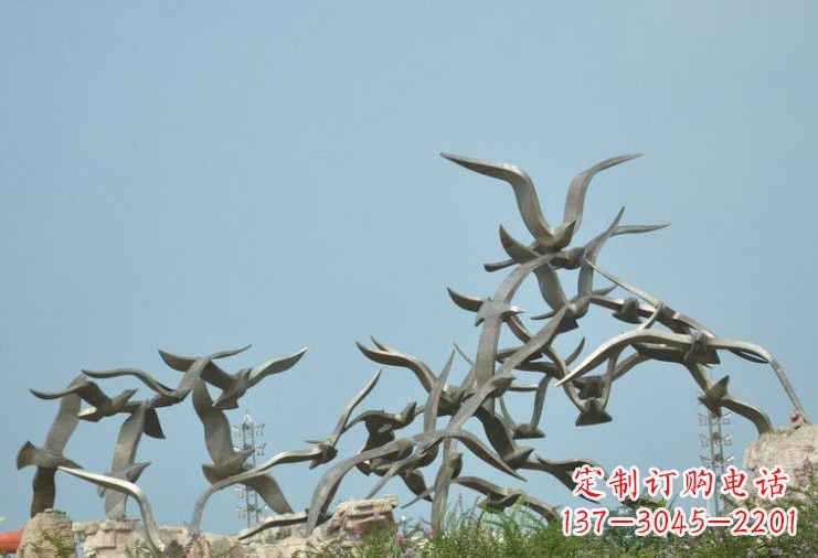 泸州不锈钢大雁雕塑一只翱翔天际的艺术品