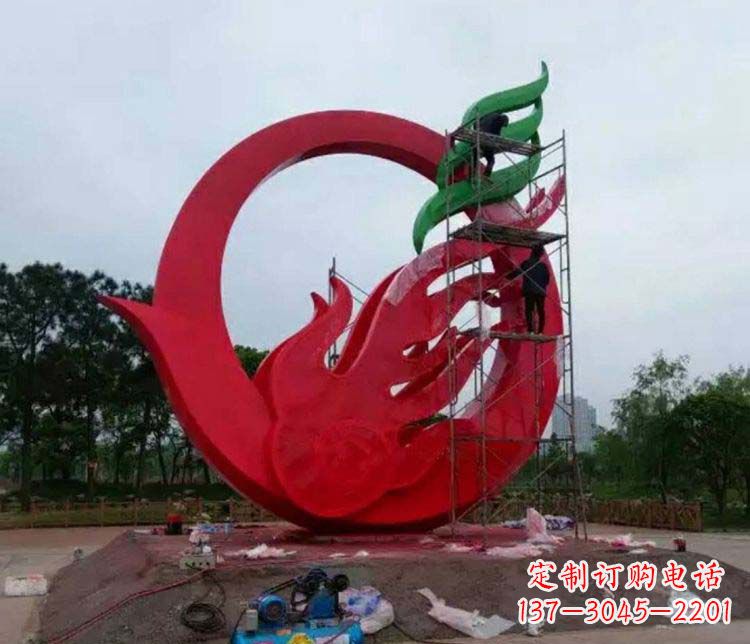 泸州不锈钢凤凰雕塑精美而又神秘