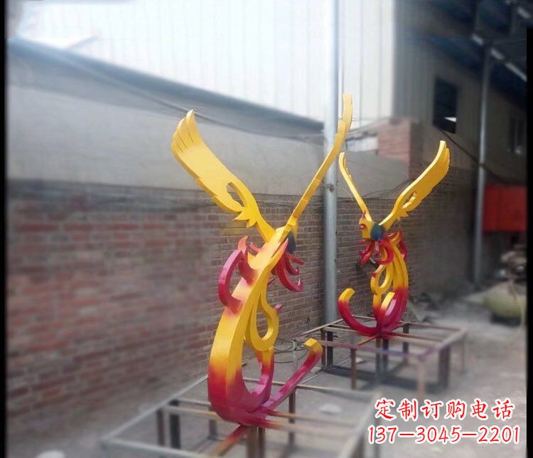 泸州凤凰雕塑美化公园景观