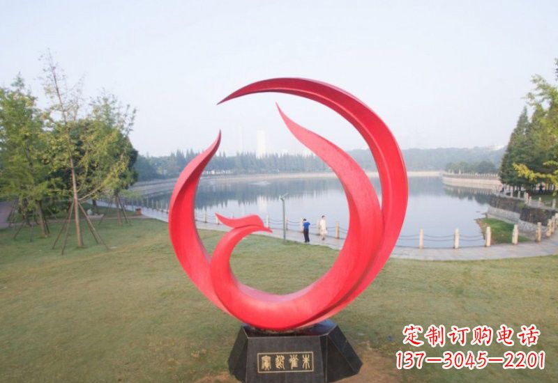 泸州凤凰雕塑——点缀不锈钢公园的美丽风景