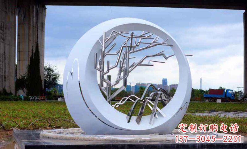 泸州不锈钢树枝雕塑艺术与环保的完美结合
