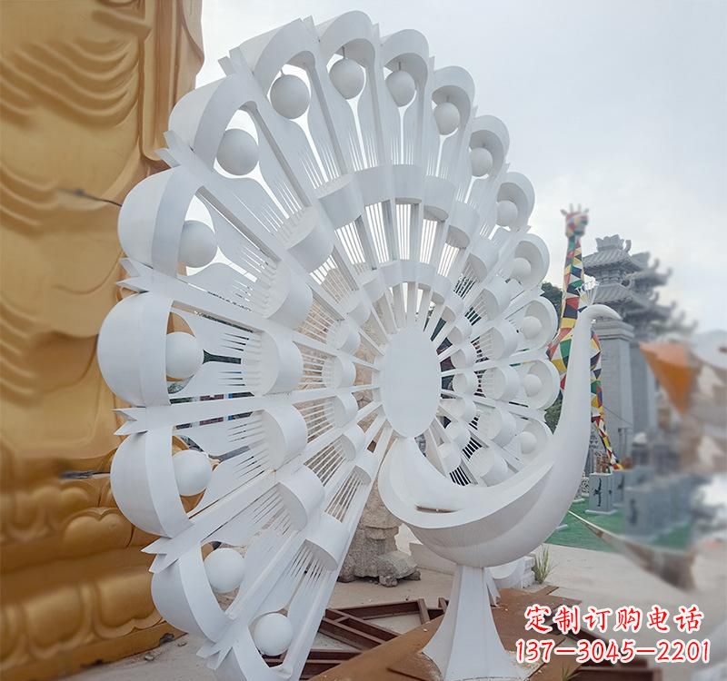 泸州不锈钢孔雀雕塑美丽的艺术品