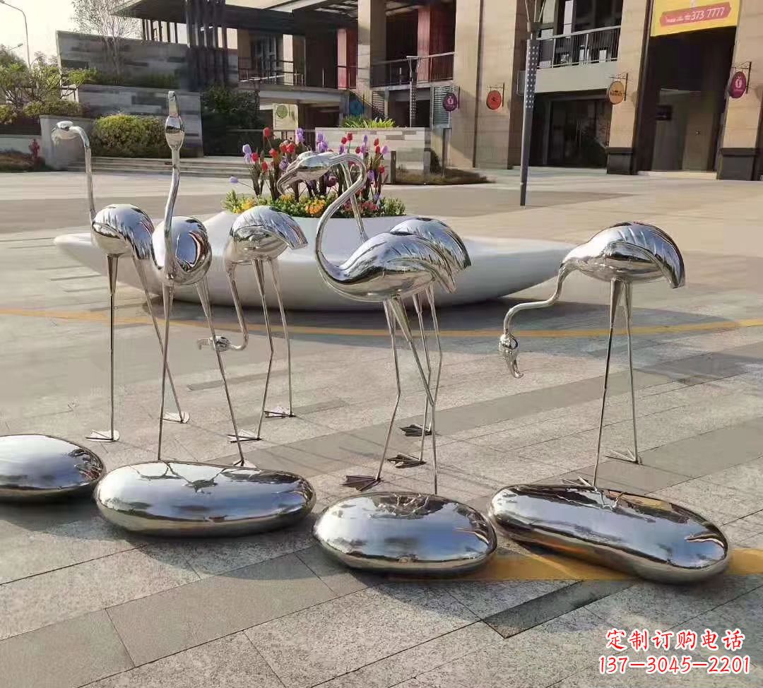 泸州鹅卵石雕塑不锈钢公园的美丽礼物
