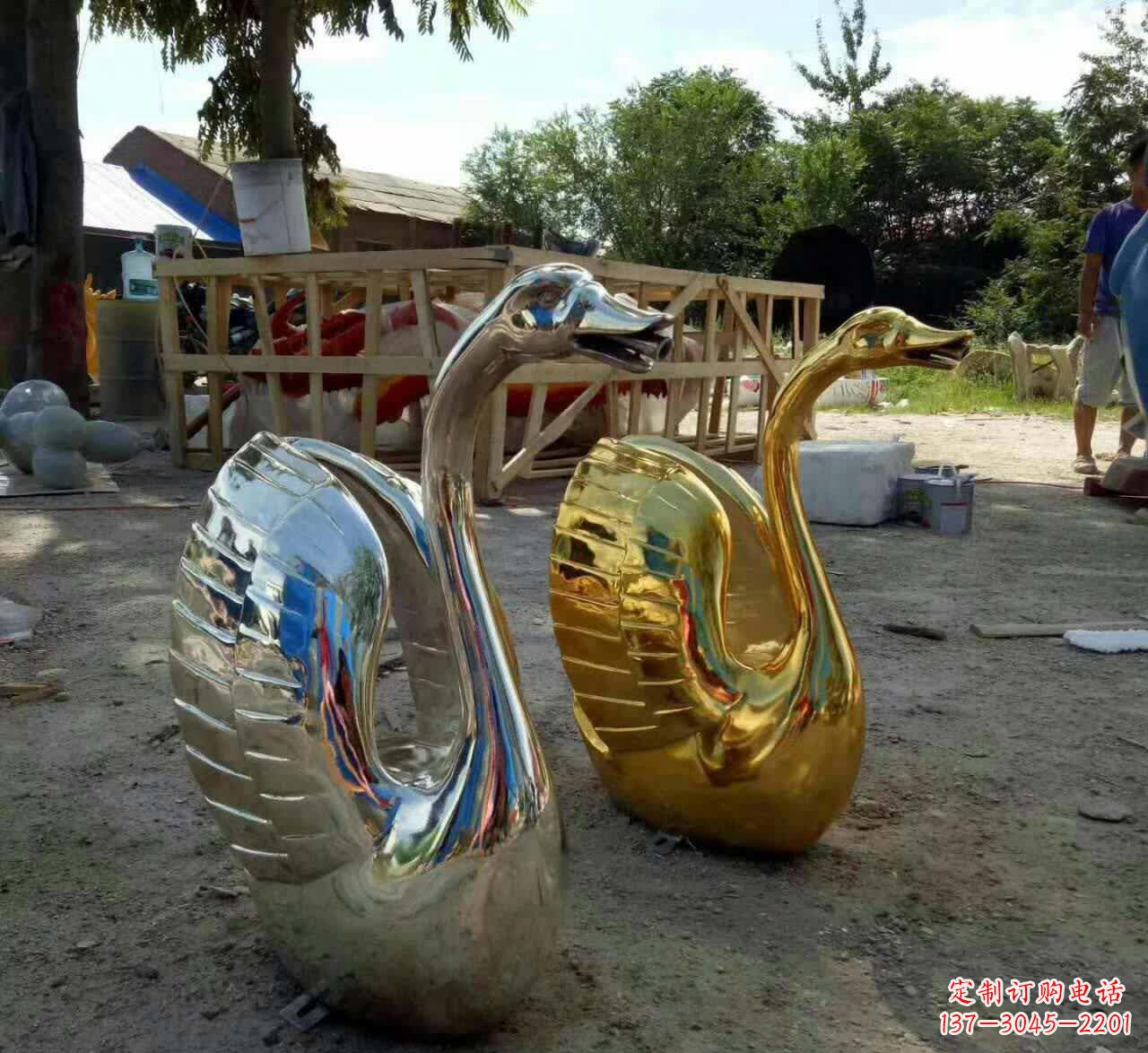 泸州不锈钢天鹅雕塑艺术之美