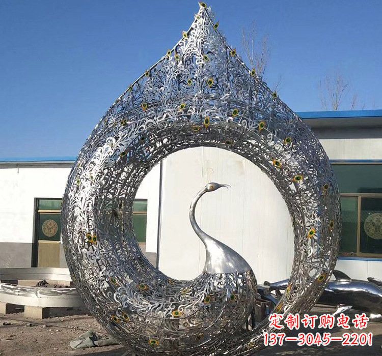 泸州优雅的不锈钢孔雀雕塑