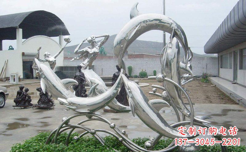 泸州不锈钢海豚的灵动嬉戏