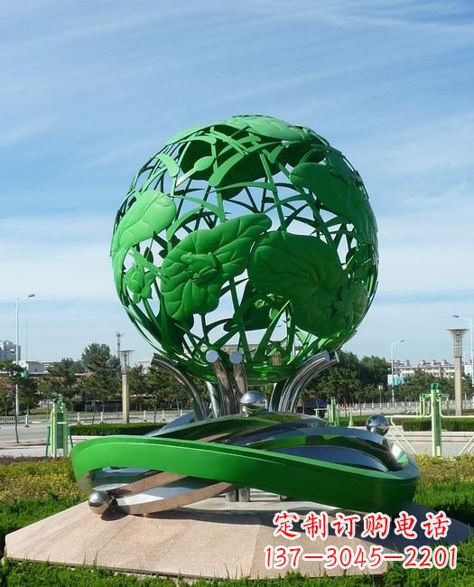 泸州荷叶穿梭的美丽雕塑