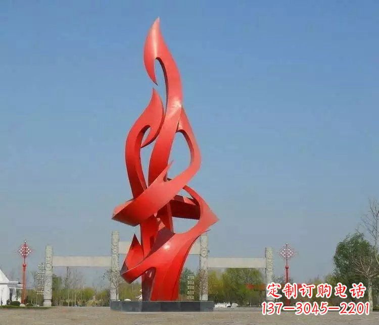 泸州火苗雕塑点缀城市景观