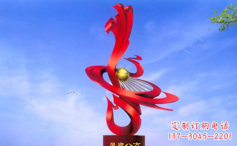 泸州不锈钢孔雀雕塑——迎接八方美好