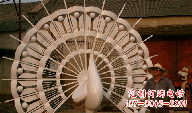 泸州不锈钢孔雀开屏雕塑