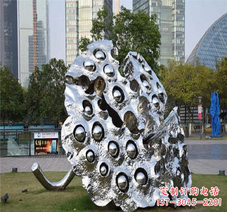 泸州不锈钢莲蓬雕塑源自中国传统文化的精美作品