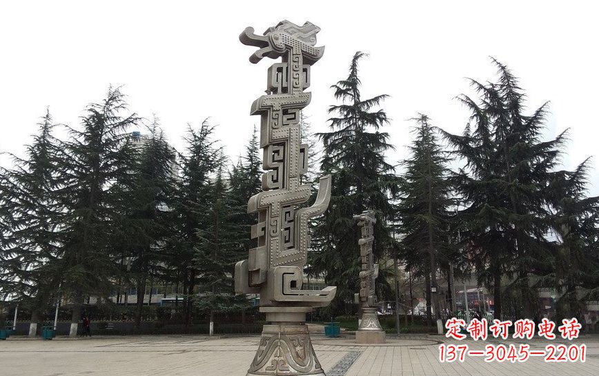 泸州不锈钢龙柱雕塑引领公共景观