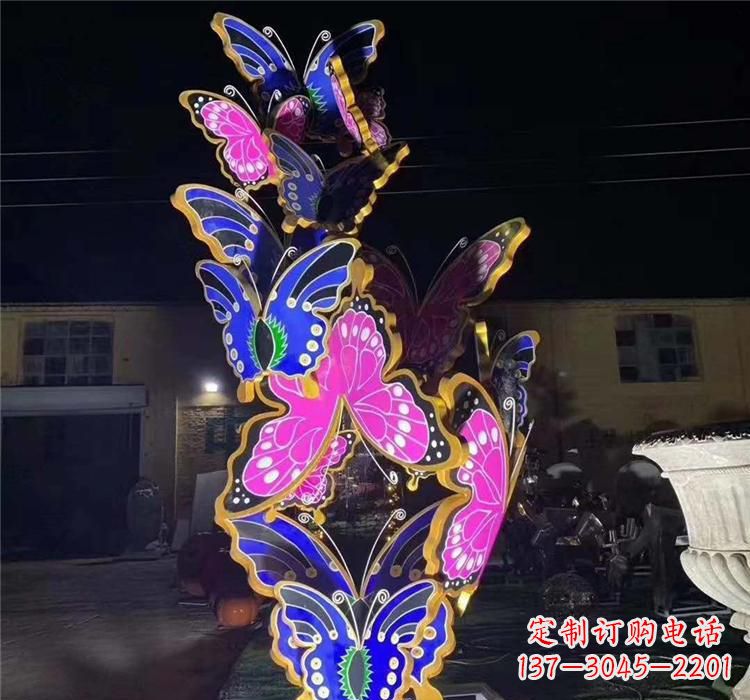 泸州不锈钢镂空蝴蝶雕塑——自由自在的艺术风景