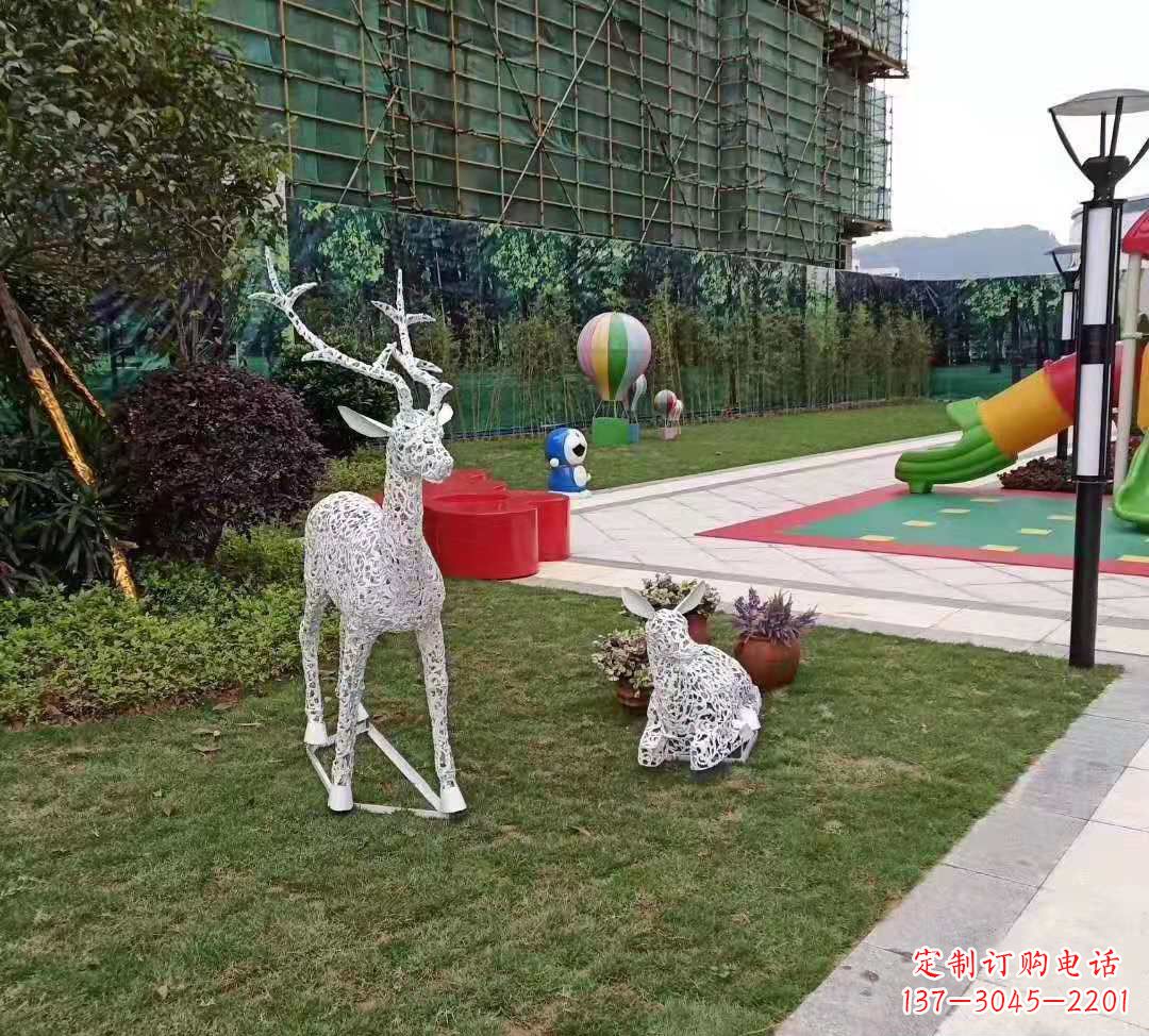 泸州不锈钢梅花鹿雕塑点亮公园景观