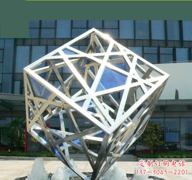 泸州不锈钢镂空魔方雕塑艺术与智慧的完美结合