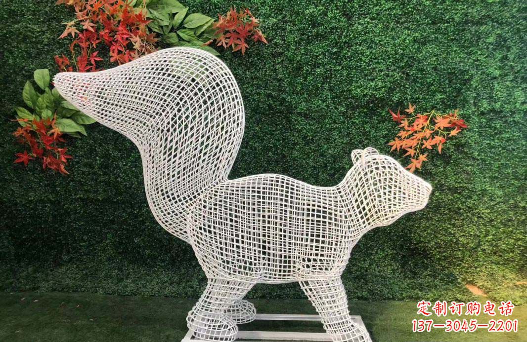 泸州不锈钢松鼠雕塑艺术与精美结合