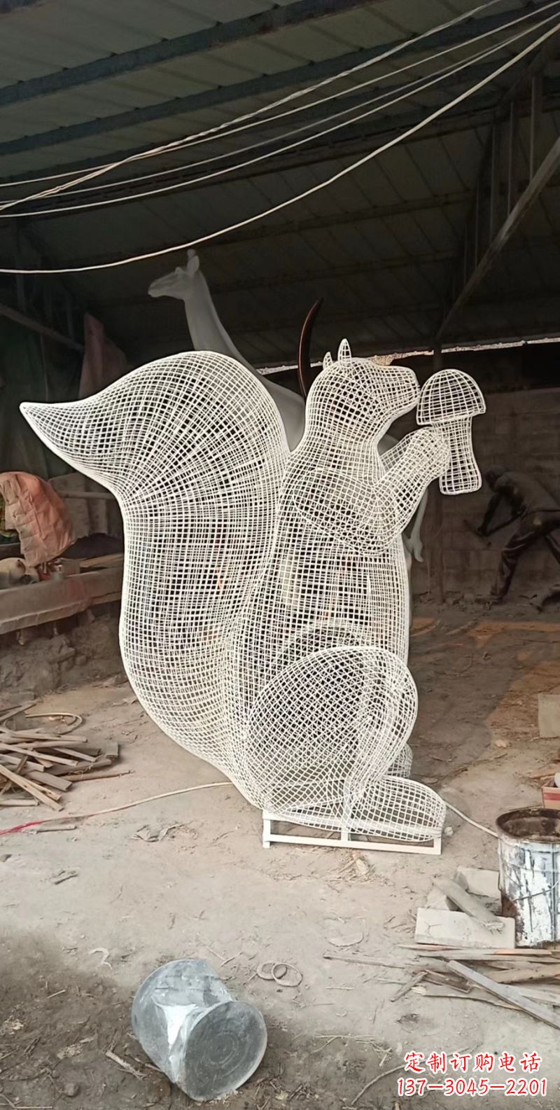 泸州不锈钢松鼠雕塑精美的艺术作品