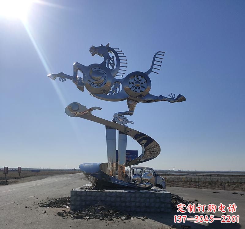 泸州不锈钢马踏飞燕城市雕塑