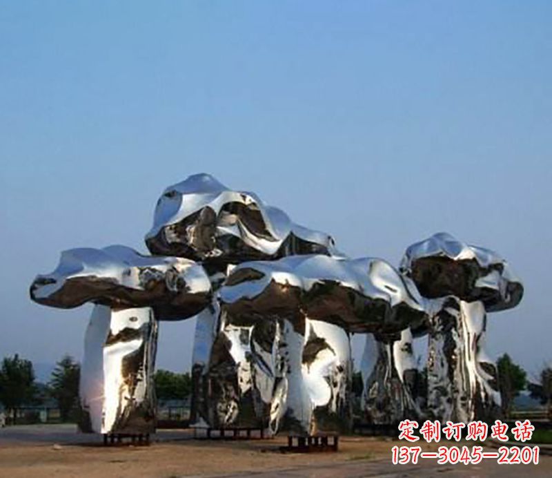 泸州不锈钢蘑菇雕塑——一次惊艳的艺术之旅