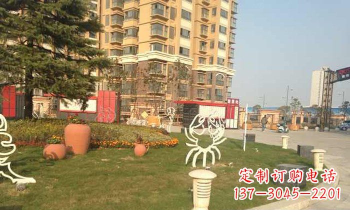 泸州不锈钢螃蟹雕塑精致美观的艺术之作