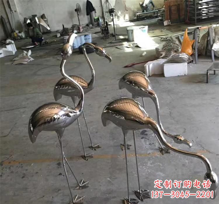 泸州不锈钢火烈鸟雕塑给家园带来灿烂的光芒