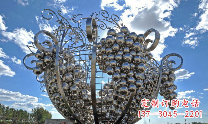 泸州不锈钢葡萄雕塑精致美观、经久耐用