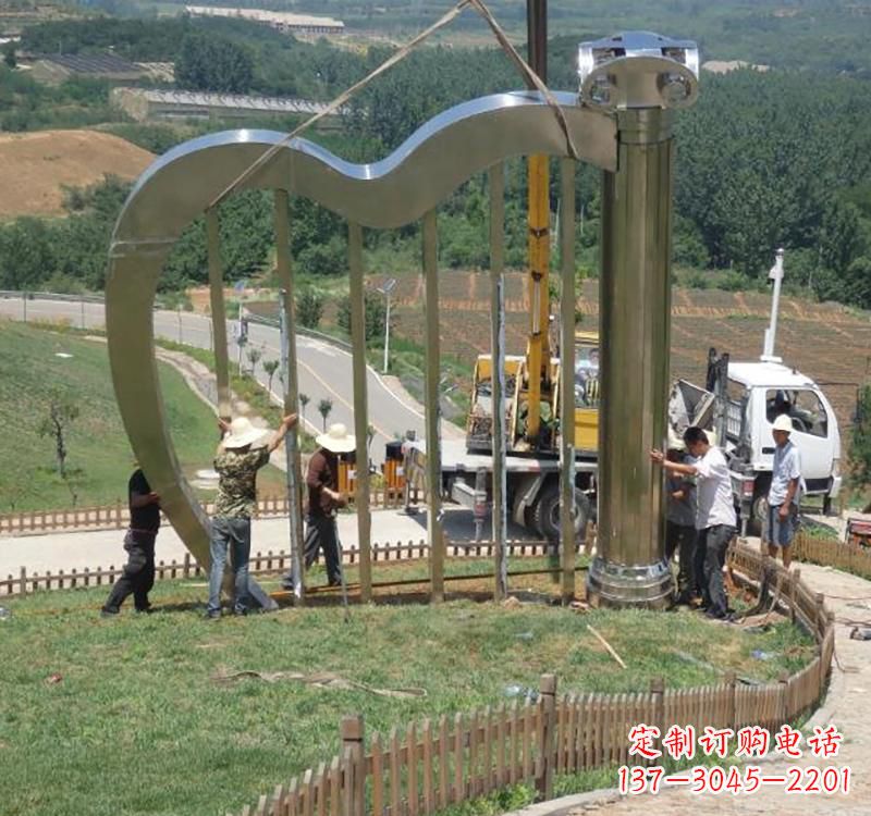 泸州音乐美学不锈钢竖琴雕塑